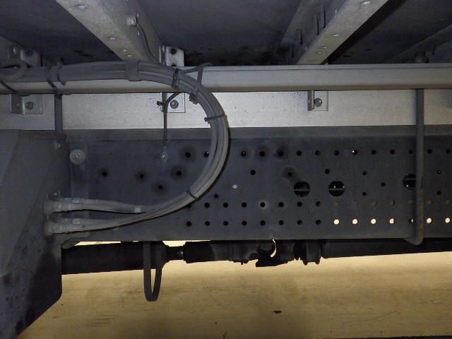 2013 Isuzu Forward Wing auction photo 5
