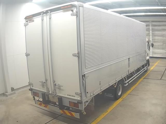 2013 Isuzu Forward Wing auction photo 2