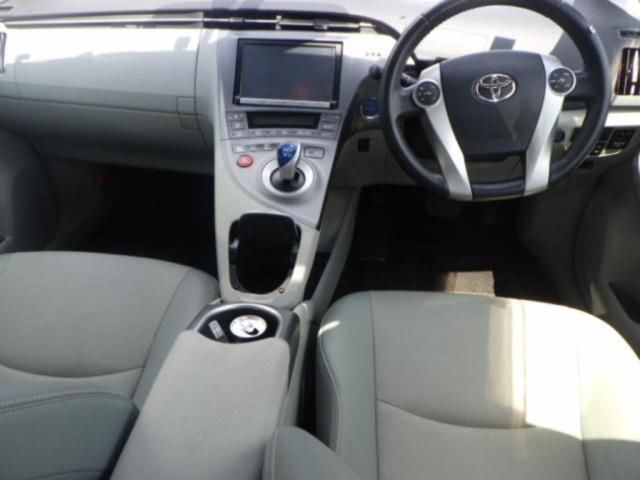 2015 Toyota Prius G auction photo 3