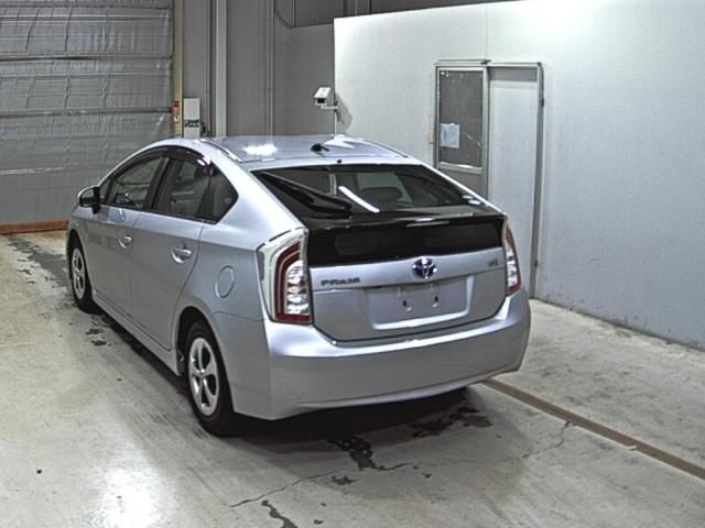 2015 Toyota Prius G auction photo 2