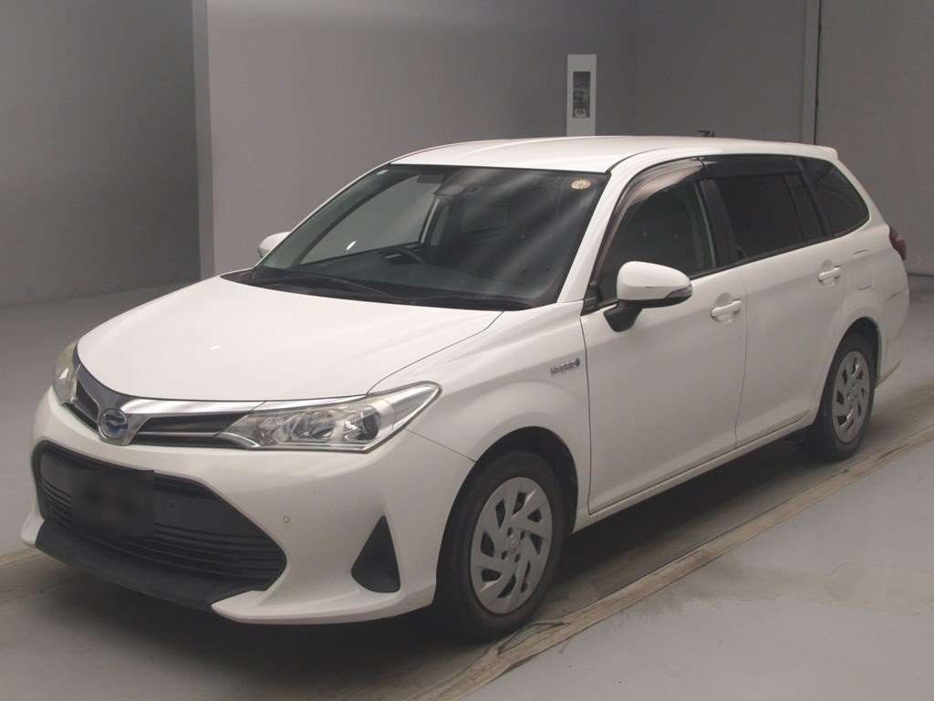 2019 Toyota Corolla Fielder ハイブリッド Japan auction vehicle