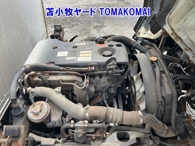 2013 Isuzu Elf Van auction photo 18