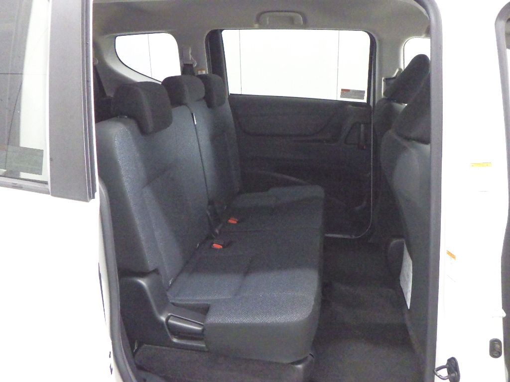 2017 Toyota Sienta ハイブリッドX auction photo 7