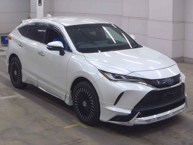 2023 Toyota Harrier Z 4WD Japan auction vehicle