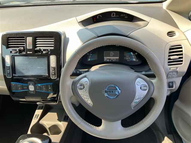 2017 Nissan Leaf auction photo 3