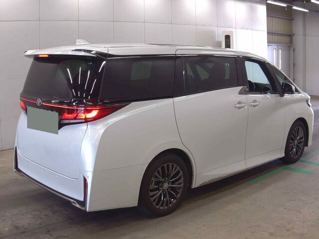 2025 Toyota Vellfire Z Premier 4WD auction photo 5