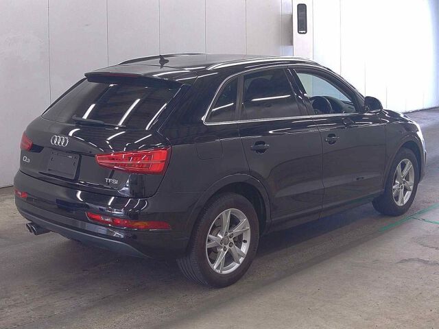 2016 Audi Q3 1.4 TFSI Sport auction photo 5