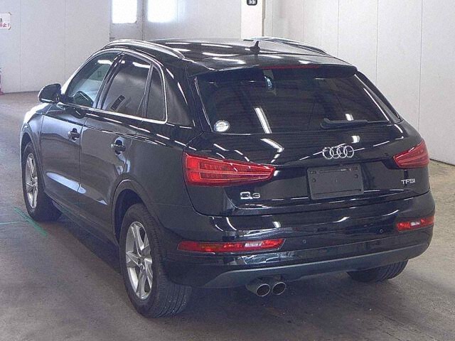 2016 Audi Q3 1.4 TFSI Sport auction photo 2