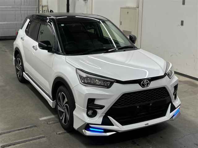 Japan Auction Vehicles 10 2023 Toyota Raize Z auction photo