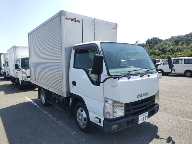 2015 Isuzu Elf Japan auction vehicle