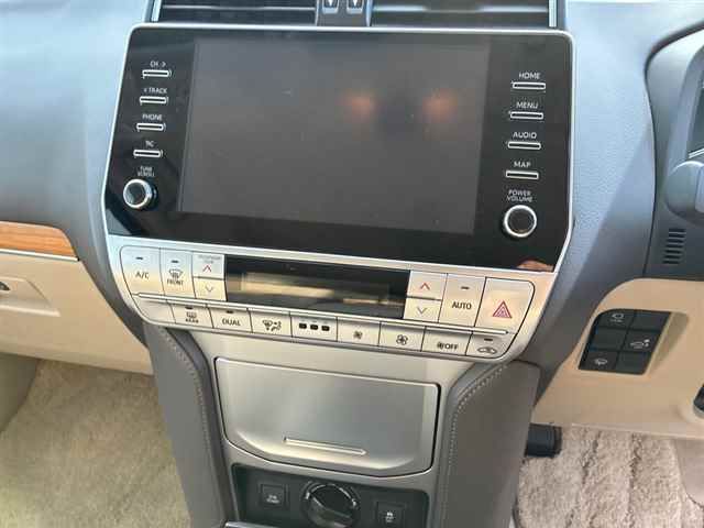 2023 Toyota Land Cruiser Prado TX Lパッケージ auction photo 6