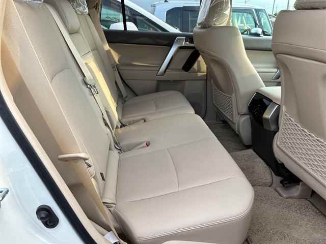2023 Toyota Land Cruiser Prado TX Lパッケージ auction photo 7