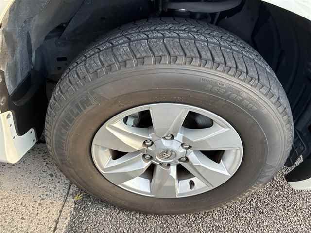 2023 Toyota Land Cruiser Prado TX Lパッケージ auction photo 8