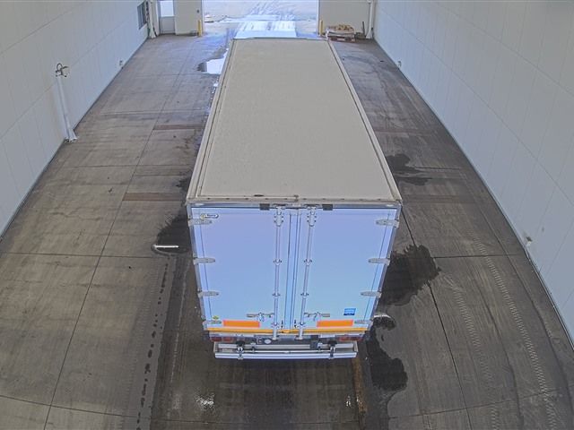 2010 Isuzu Forward レイゾウレイトウ PG auction photo 3