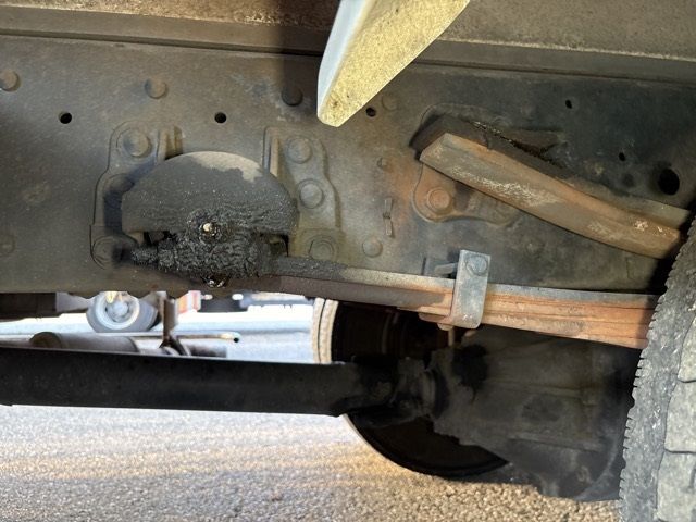 2010 Isuzu Forward レイゾウレイトウ PG auction photo 9