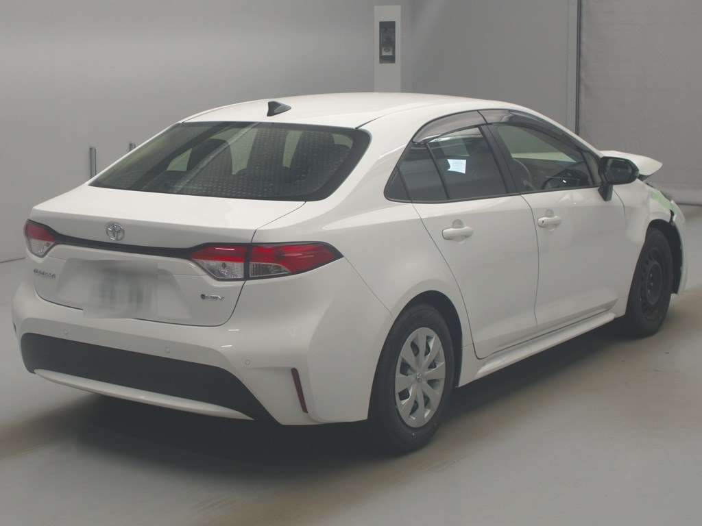 2026 Toyota Corolla ハイブリッド X auction photo 2