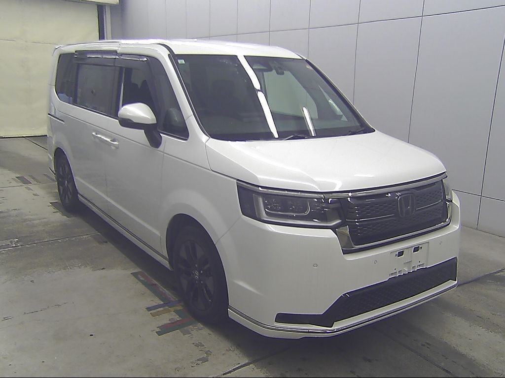 2023 Honda Stepwgn 7 people Japan auction vehicle