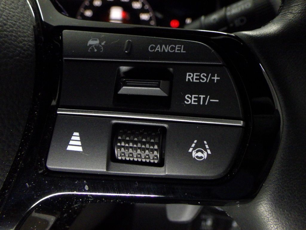 2023 Honda Stepwgn 7 people auction photo 11