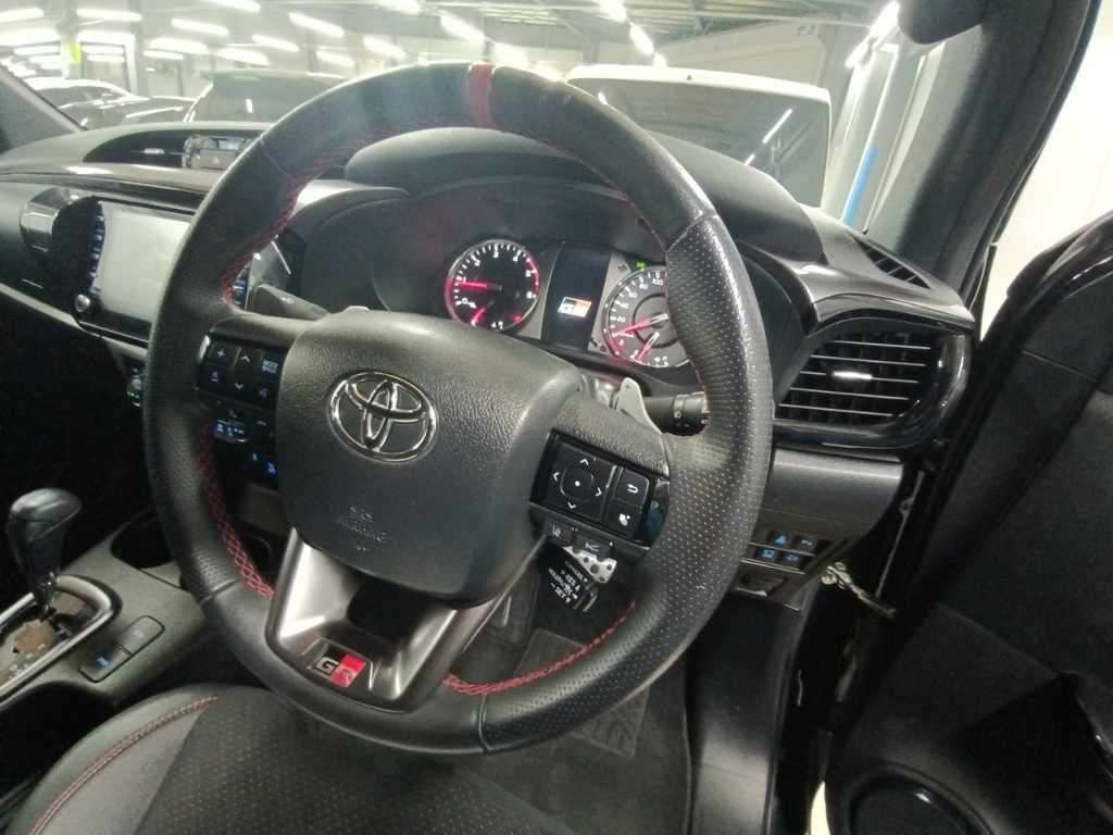 2022 Toyota Hilux Z GRスポーツ キャノピー 4WD auction photo 9