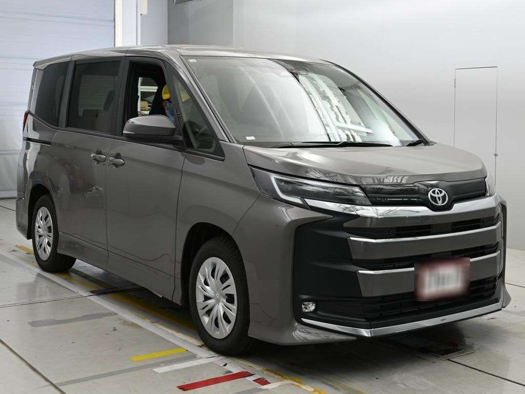 2026 Toyota Noah Hybrid S-X auction photo 5
