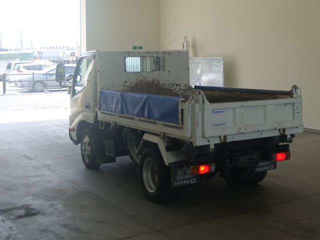 2018 Hino Dutro 3テンダンプ auction photo 2
