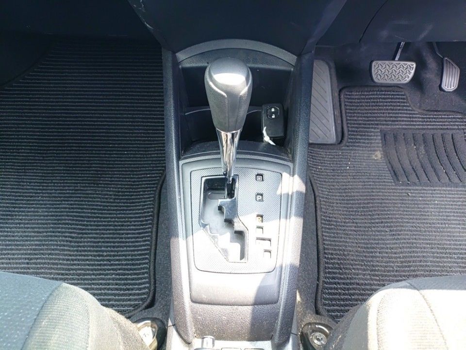 2021 Toyota カローラ アクシオ auction photo 12