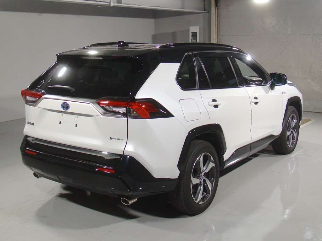 2023 Toyota RAV4 Z 4WD auction photo 2