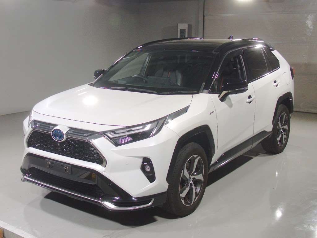 Japan Auction Vehicles 4 2023 Toyota RAV4 Z 4WD auction photo