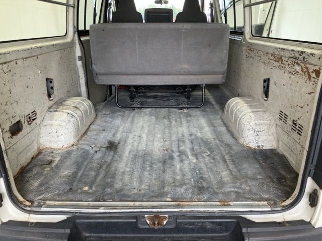 2005 Toyota Hiace auction photo 12