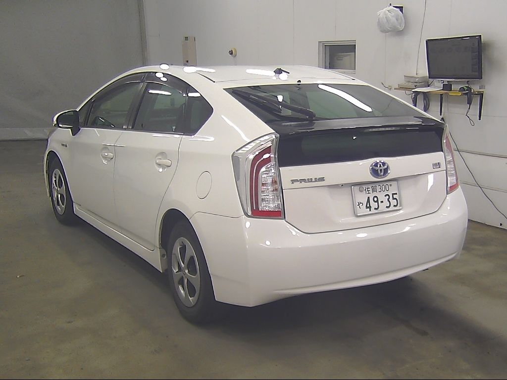 2014 Toyota Prius S auction photo 5