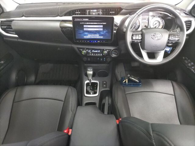 2022 Toyota Hilux Z 4WD auction photo 3