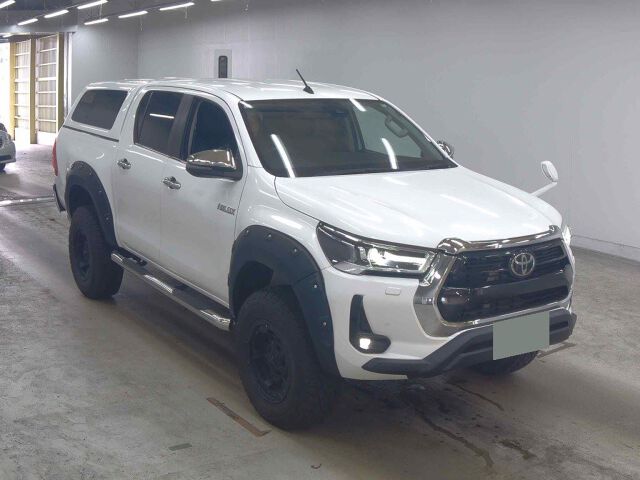 2022 Toyota Hilux Z 4WD Japan auction vehicle