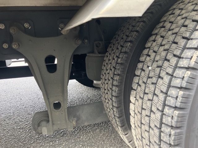 2016 Hino Ranger Refrigerated PG auction photo 9