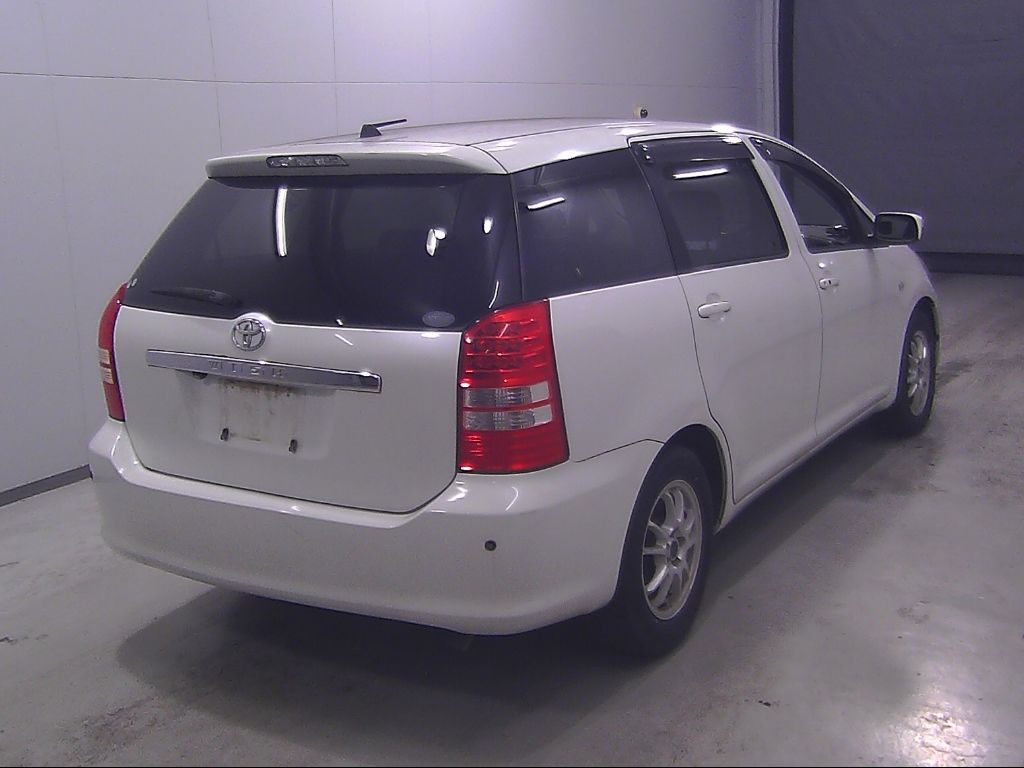 2003 Toyota Wish G auction photo 2