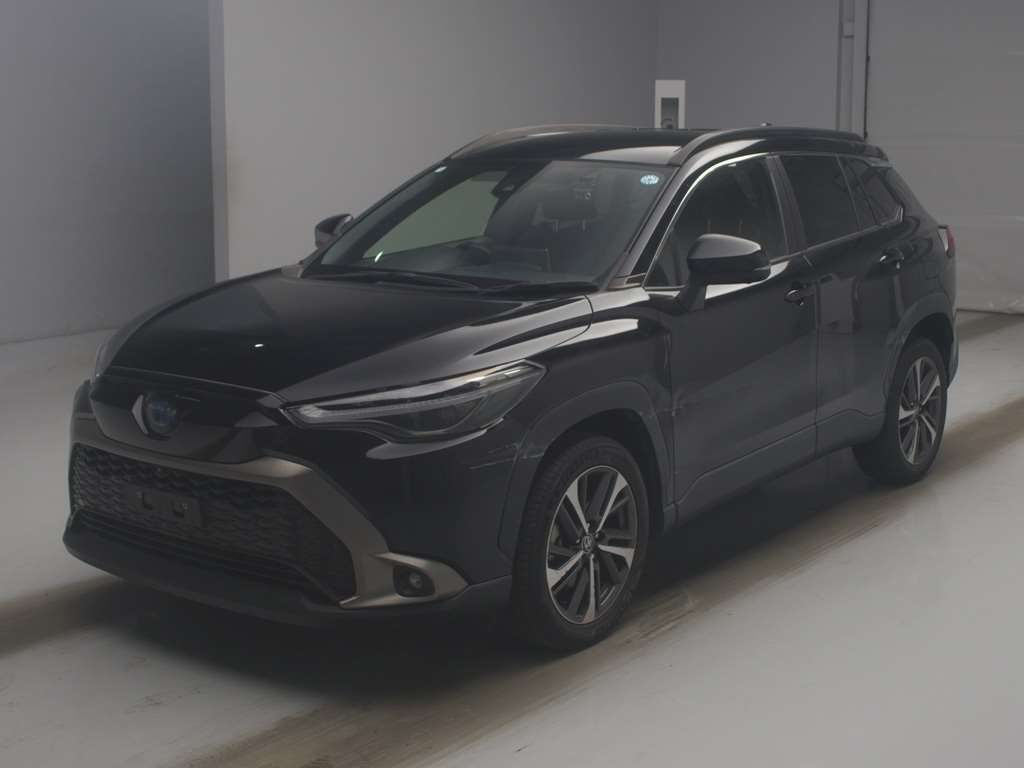 2022 Toyota Corolla Cross Hybrid Z Japan auction vehicle