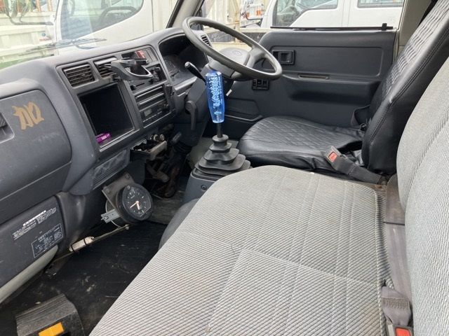1996 Toyota Dyna タンク auction photo 5