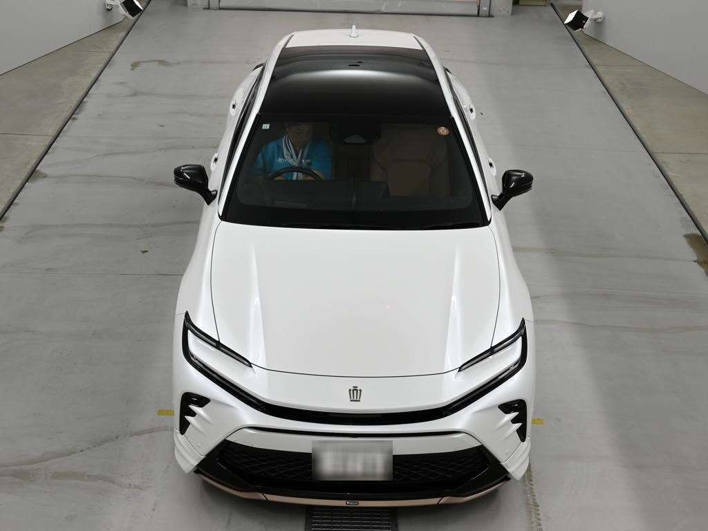 2023 Toyota Crown Sport Z 4WD auction photo 7