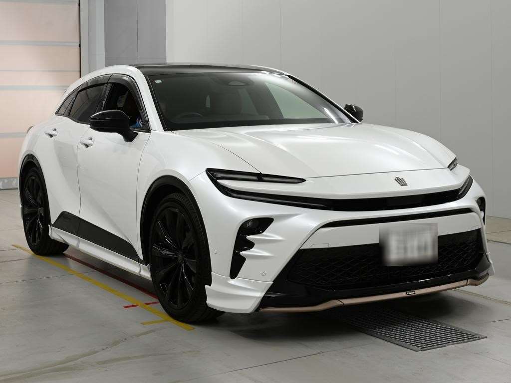 2023 Toyota Crown Sport Z 4WD auction photo 5