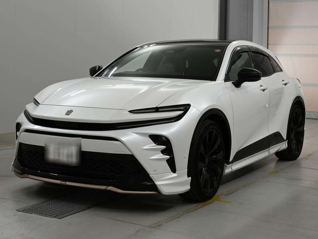 2023 Toyota Crown Sport Z 4WD Japan auction vehicle