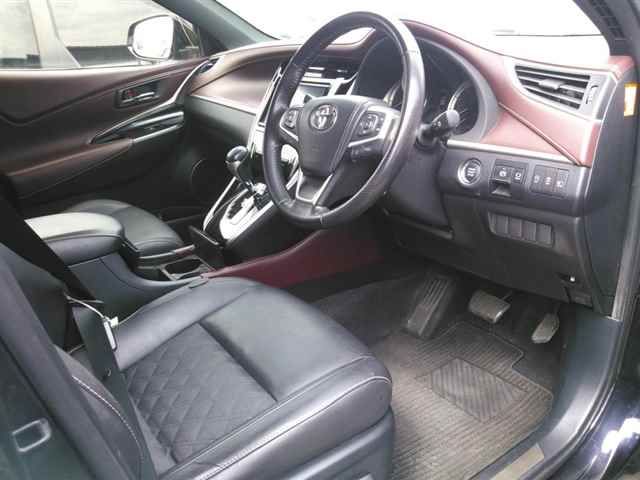 2017 Toyota Harrier エレガンス auction photo 3