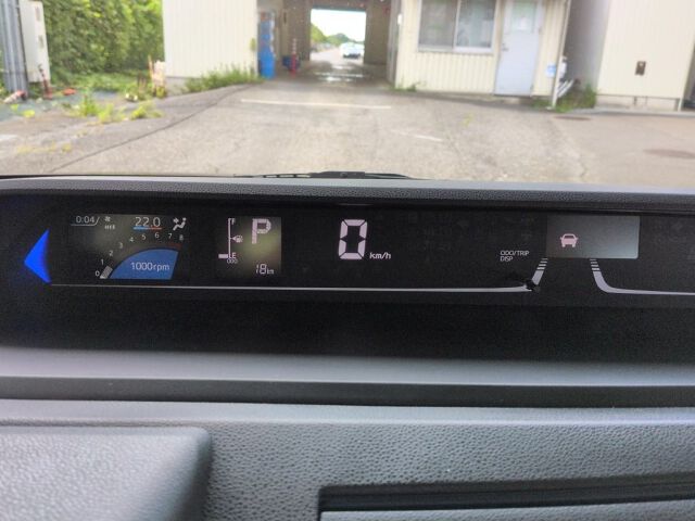 2025 Daihatsu Tanto Custom X Limited auction photo 6