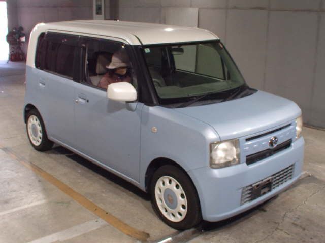 2014 Toyota Pixis Space X Japan auction vehicle