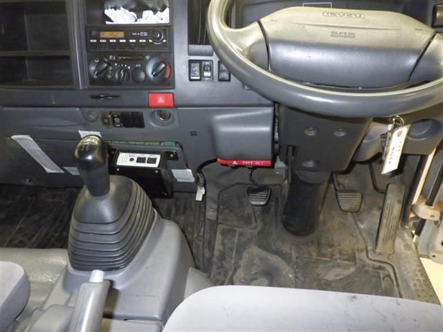 2012 Isuzu Elf シャーシ auction photo 7