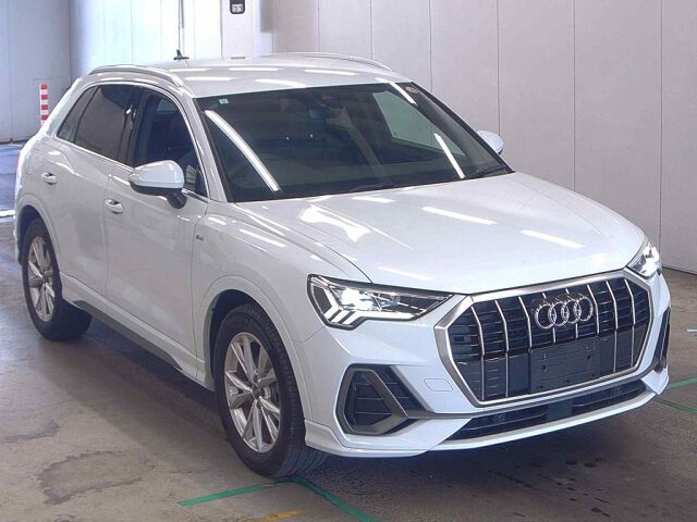 2023 Audi Q3 35TFSI Sライン Japan auction vehicle