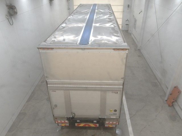 2023 Mitsubishi Fuso Wing auction photo 3