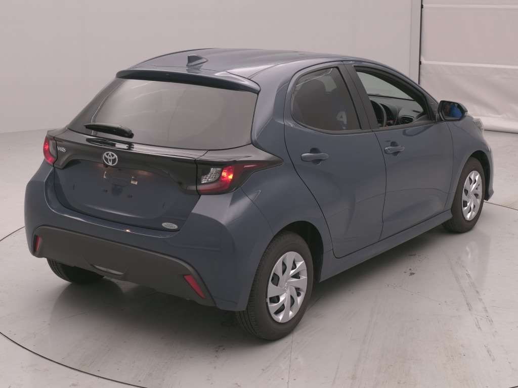 2026 Toyota Yaris X auction photo 2