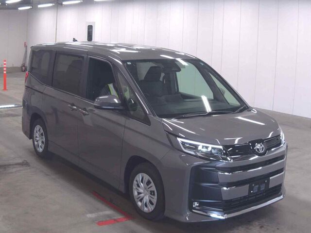 Japan Auction Vehicles 8 2026 Toyota Noah Hybrid S-X auction photo