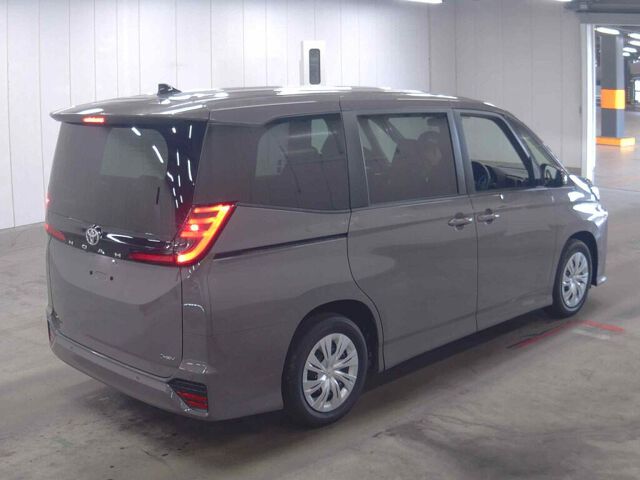 2026 Toyota Noah Hybrid S-X auction photo 5