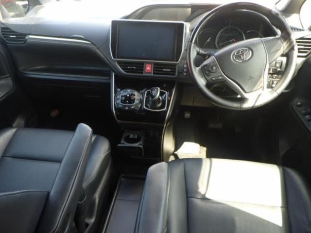 2016 Toyota Esquire ハイブリッドGi ブラックテーラード 10インチナビ auction photo 3