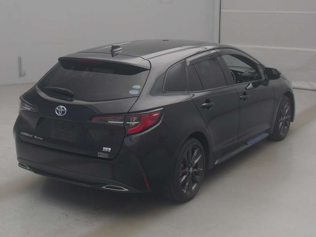 2021 Toyota Corolla Touring Hybrid Double By auction photo 2